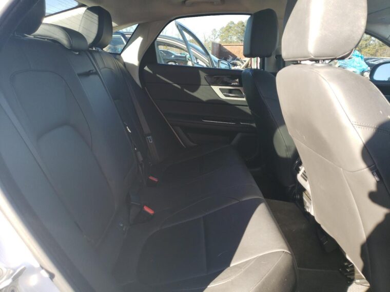 Автомобиль JAGUAR XF PREMIUM 2019 | GrandCar