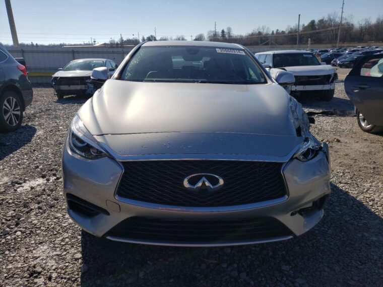 Автомобиль INFINITI QX30 BASE 2018 | GrandCar