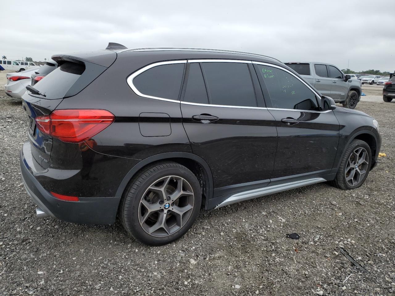Автомобіль BMW X1 XDRIVE28I 2018 | GrandCar Автомобіль BMW X1 XDRIVE28I 2018 | GrandCar