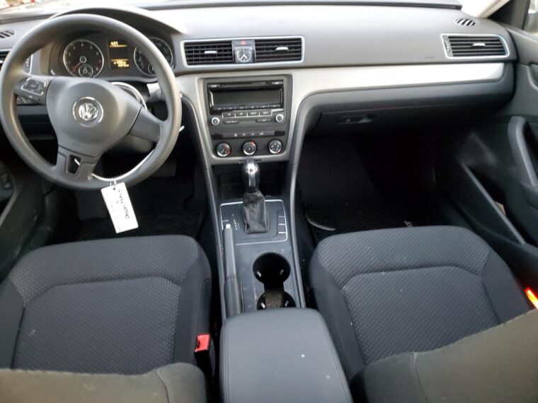 Автомобиль VOLKSWAGEN PASSAT S 2014 | GrandCar