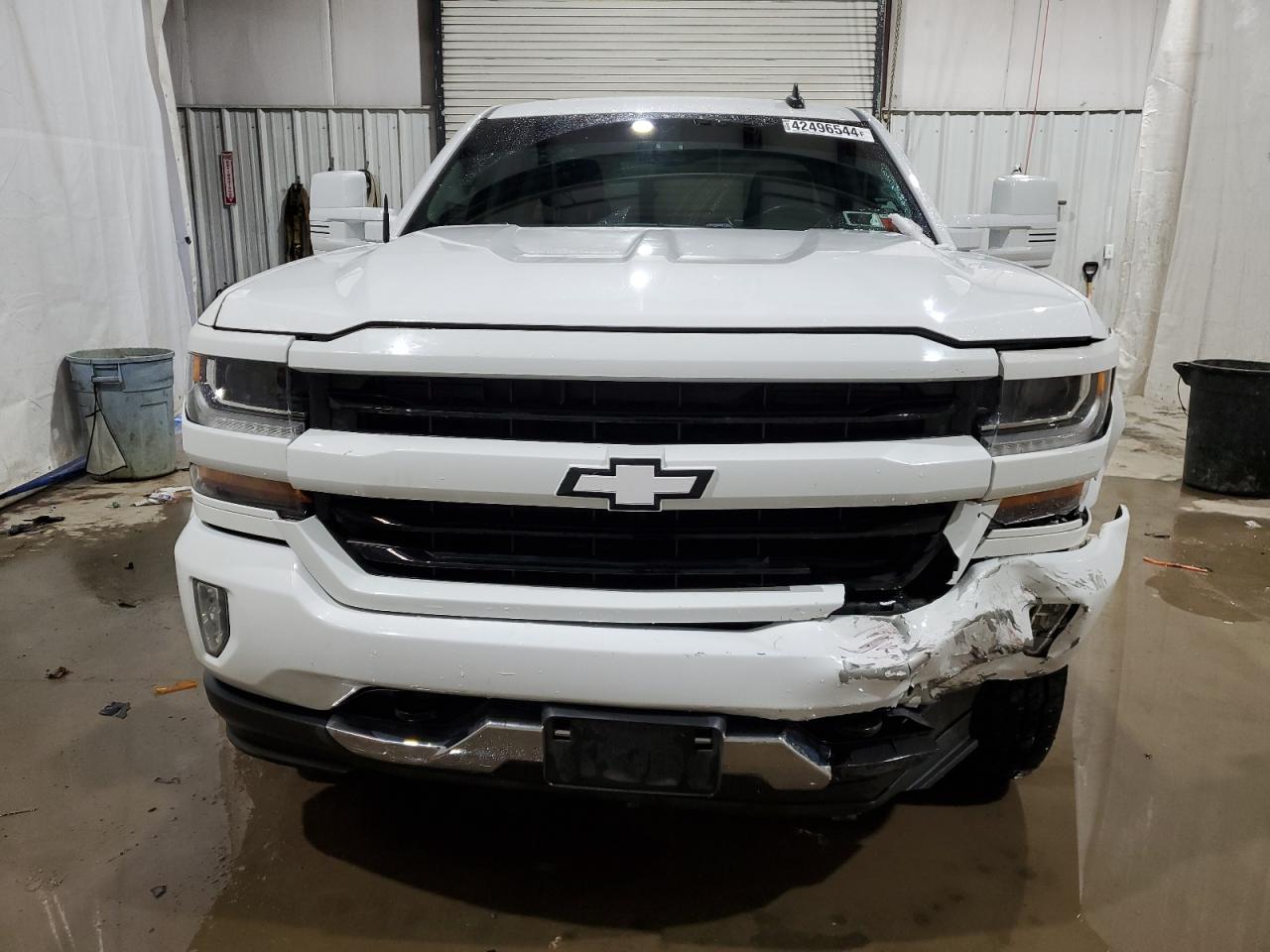 Автомобіль CHEVROLET SILVERADO K1500 LT 2017 | GrandCar Автомобіль CHEVROLET SILVERADO K1500 LT 2017 | GrandCar