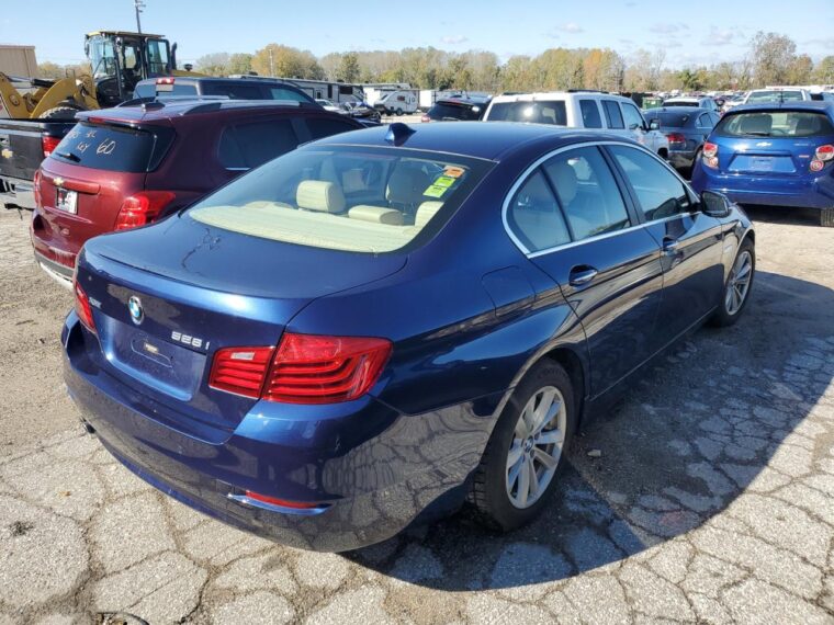 Автомобіль BMW 528 XI 2015 | GrandCar