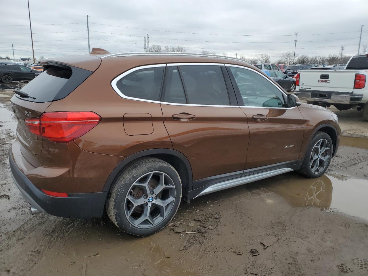 Автомобиль BMW X1 XDRIVE28I 2017 | GrandCar Автомобиль BMW X1 XDRIVE28I 2017 | GrandCar