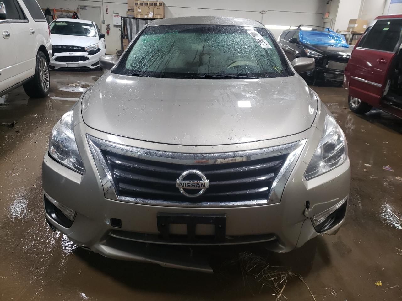 Автомобиль NISSAN ALTIMA S 2015 | GrandCar Автомобиль NISSAN ALTIMA S 2015 | GrandCar