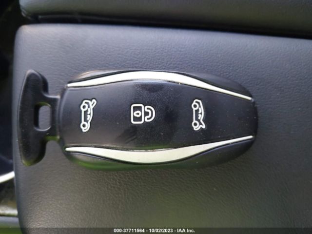 Автомобиль TESLA MODEL S 2015 | GrandCar Автомобиль TESLA MODEL S 2015 | GrandCar