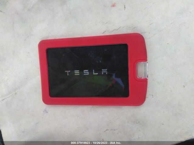 Автомобіль TESLA MODEL S 2022 | GrandCar Автомобіль TESLA MODEL S 2022 | GrandCar