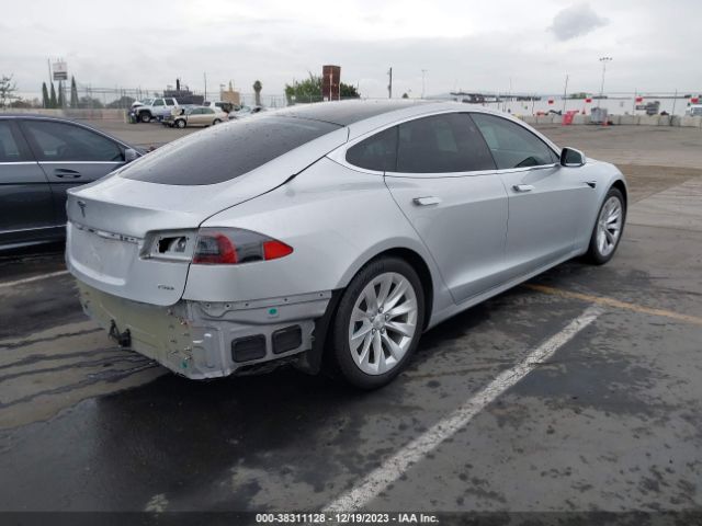 Автомобіль TESLA MODEL S 2018 | GrandCar Автомобіль TESLA MODEL S 2018 | GrandCar