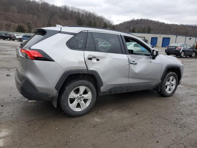 Автомобіль TOYOTA RAV4 XLE 2021 | GrandCar