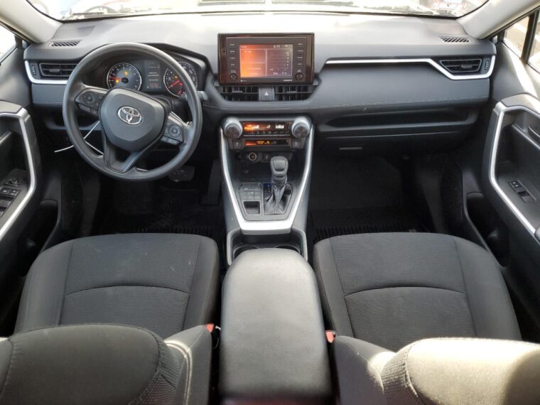 Автомобиль TOYOTA RAV4 LE 2020 | GrandCar