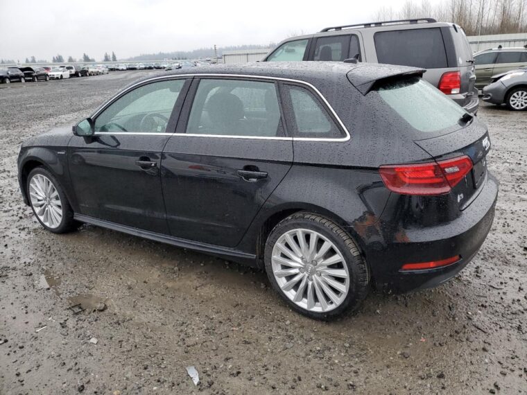 Автомобиль AUDI A3 E-TRON PREMIUM PLUS 2016 | GrandCar