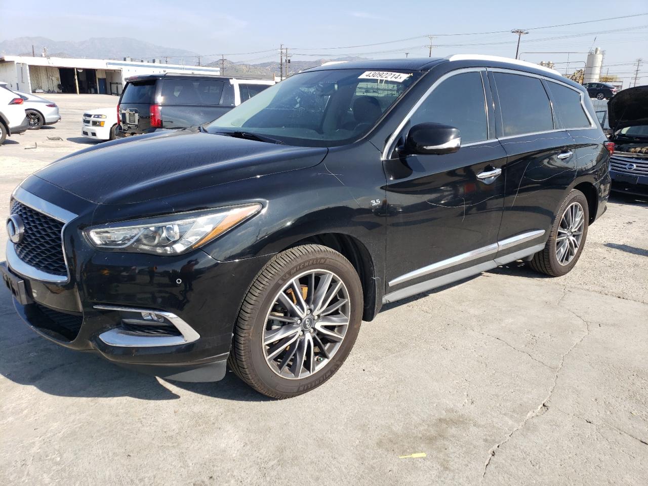 Автомобиль INFINITI QX60 2018 | GrandCar