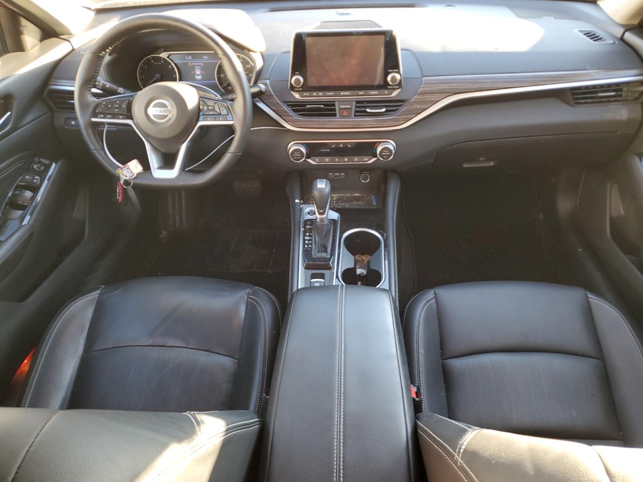 Автомобиль NISSAN ALTIMA SL 2022 | GrandCar Автомобиль NISSAN ALTIMA SL 2022 | GrandCar