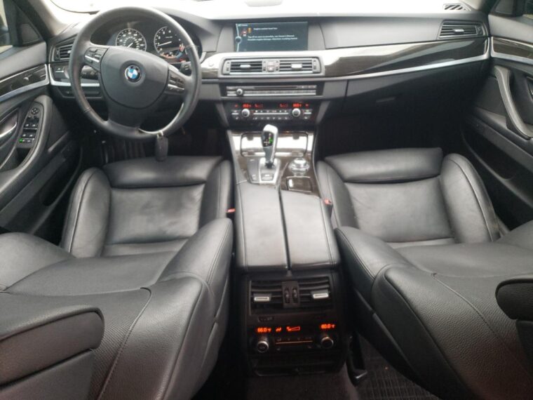 Автомобіль BMW 550 XI  2012 | GrandCar