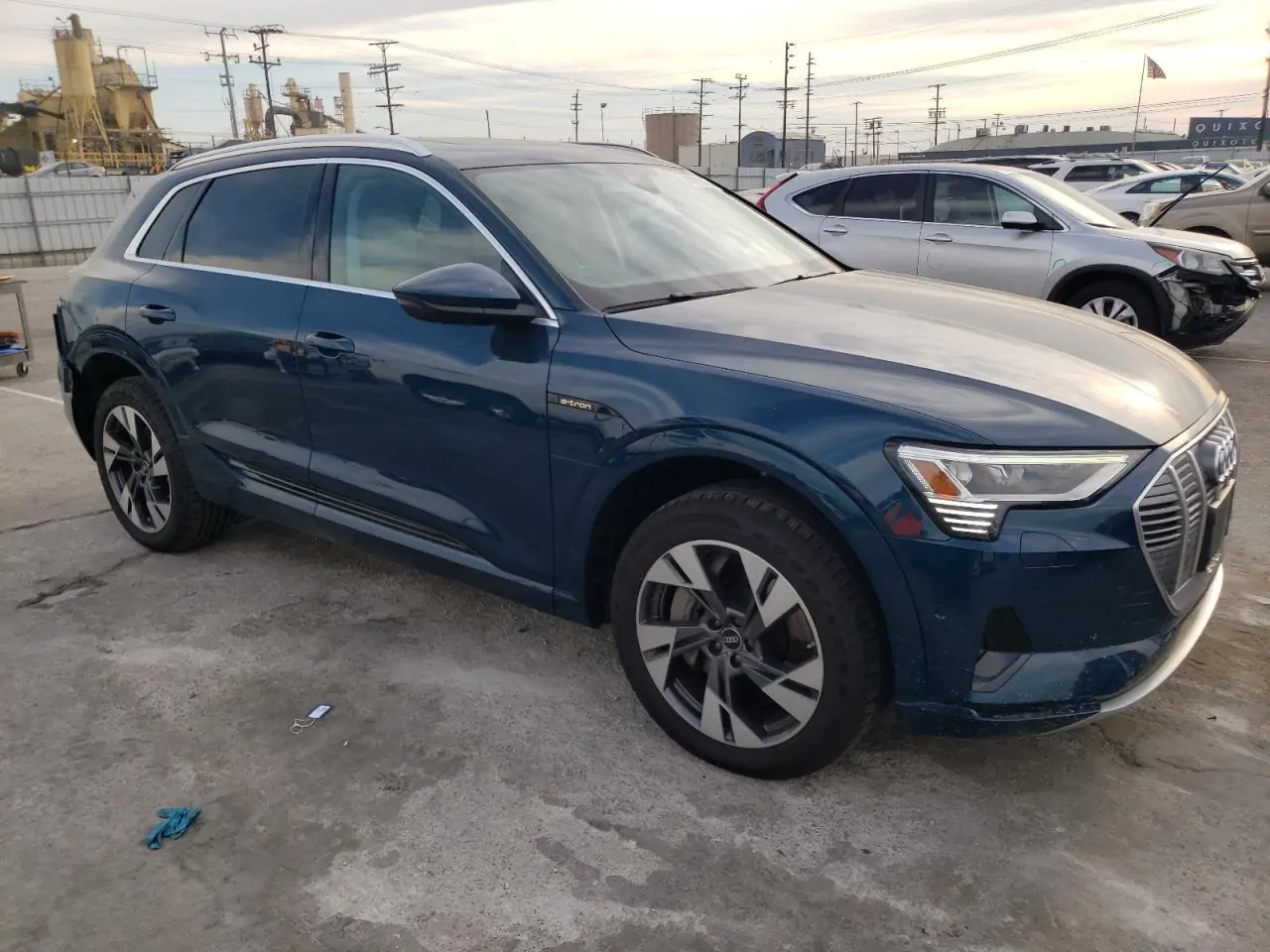 Автомобіль AUDI E-TRON PREMIUM PLUS 2023 | GrandCar Автомобіль AUDI E-TRON PREMIUM PLUS 2023 | GrandCar