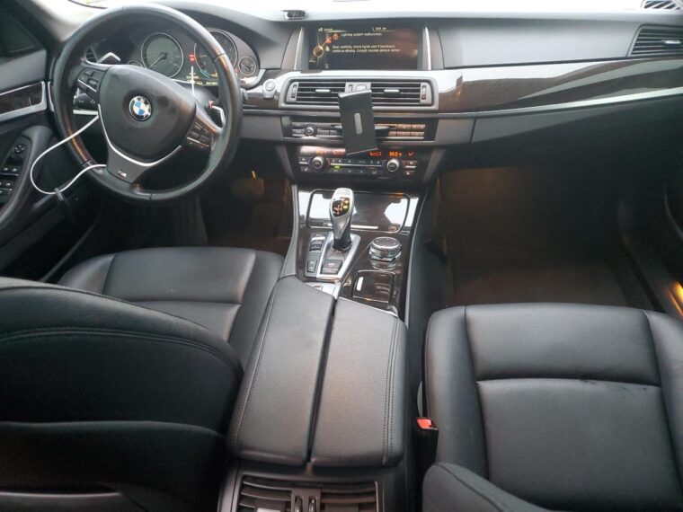 Автомобіль BMW 528 XI 2016 | GrandCar