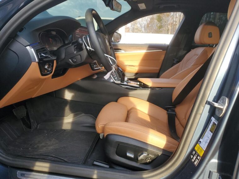 Автомобіль BMW 540 XI  2023 | GrandCar