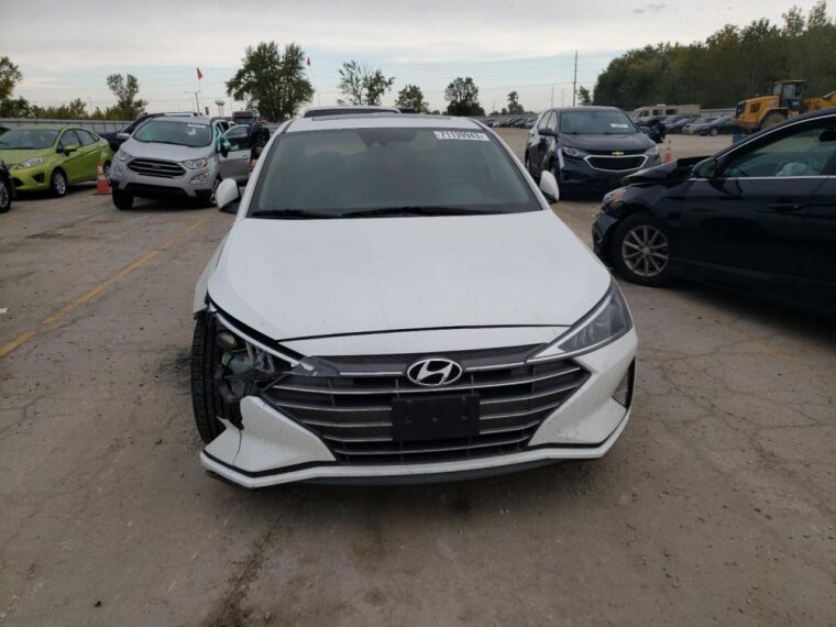 Автомобиль HYUNDAI ELANTRA SEL 2019 | GrandCar