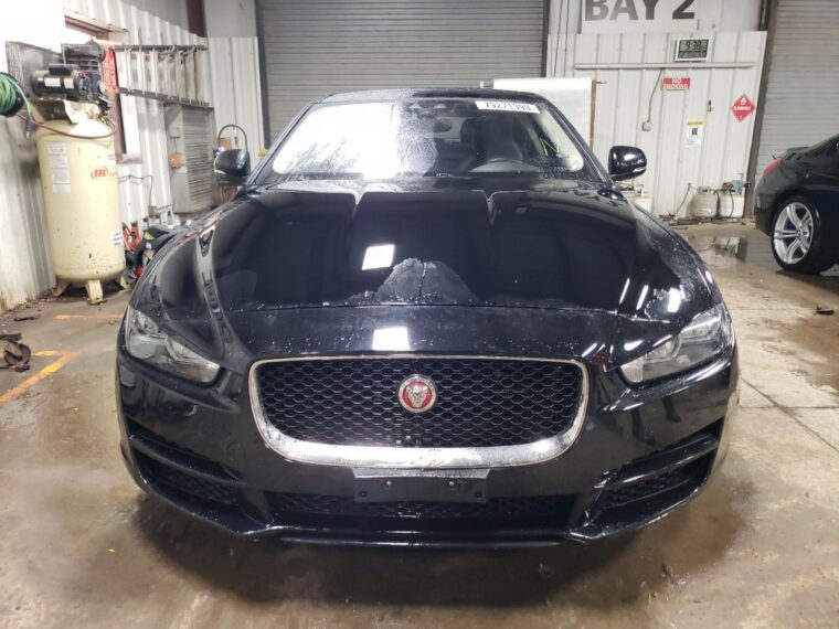 Автомобіль JAGUAR XE 2019 | GrandCar
