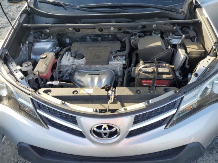 Автомобіль TOYOTA RAV4 LE 2015 | GrandCar