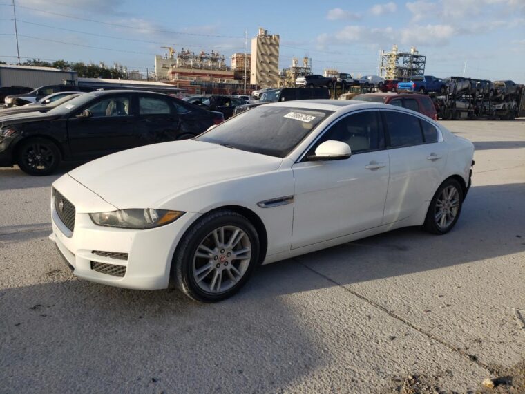 Автомобіль JAGUAR XF PREMIUM 2015 | GrandCar