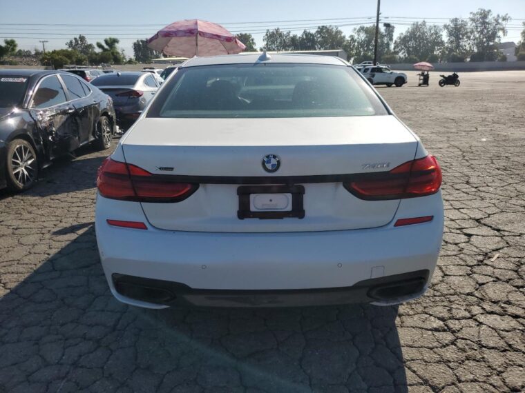 Автомобіль BMW 740 XI 2018 | GrandCar
