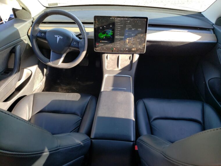 Автомобіль TESLA MODEL 3 2021 | GrandCar