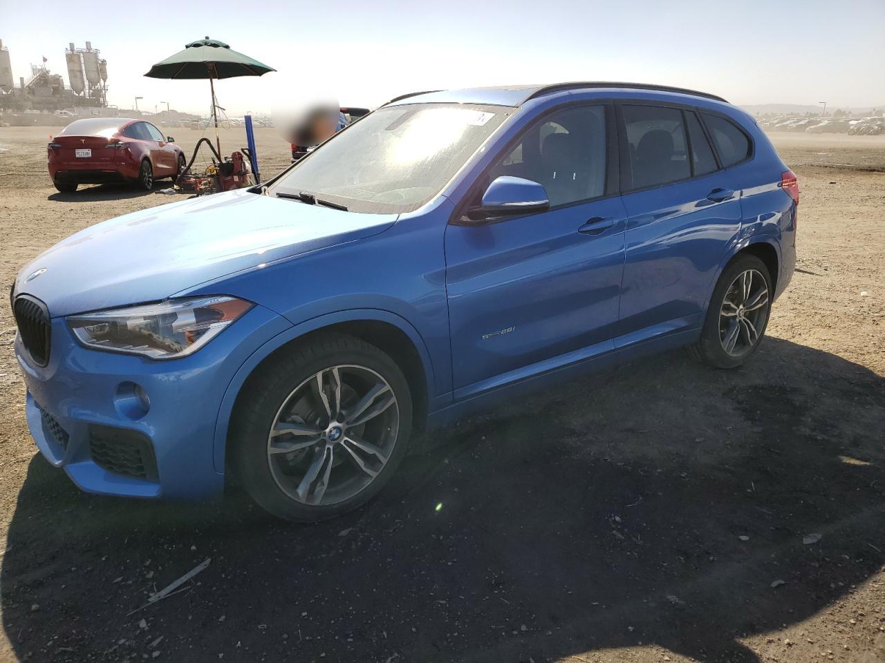 Автомобиль BMW X1 SDRIVE28I 2018 | GrandCar Автомобиль BMW X1 SDRIVE28I 2018 | GrandCar