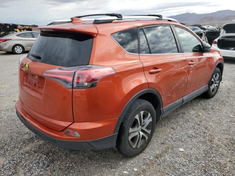 Автомобиль TOYOTA RAV4 LE 2016 | GrandCar