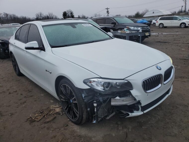 Автомобіль BMW 528 XI 2016 | GrandCar