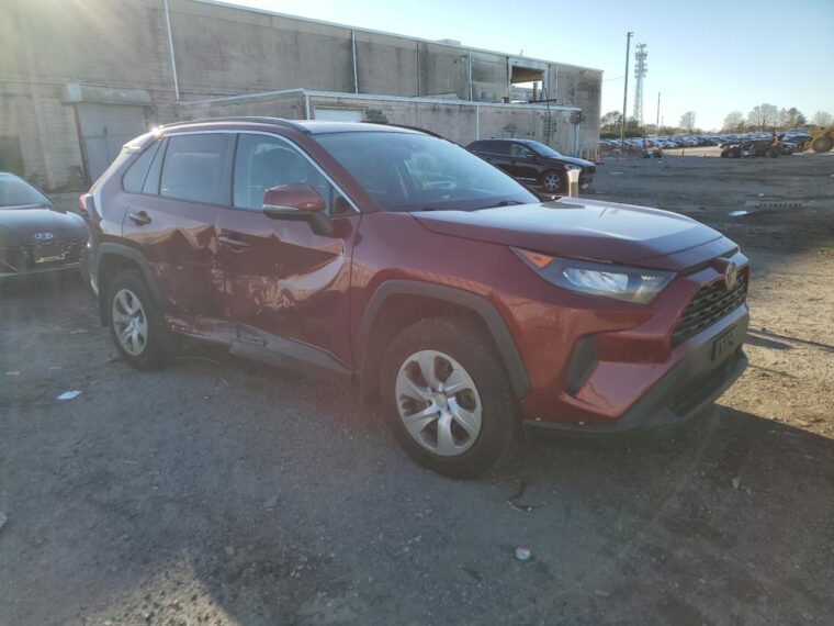 Автомобиль TOYOTA RAV4 LE 2021 | GrandCar