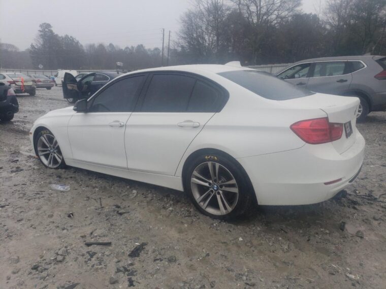 Автомобиль BMW 328 I SULEV 2015 | GrandCar