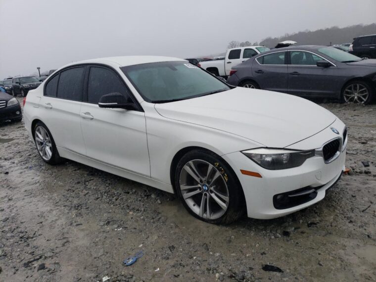 Автомобиль BMW 328 I SULEV 2015 | GrandCar