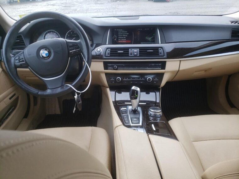 Автомобіль BMW 528 XI  2015 | GrandCar