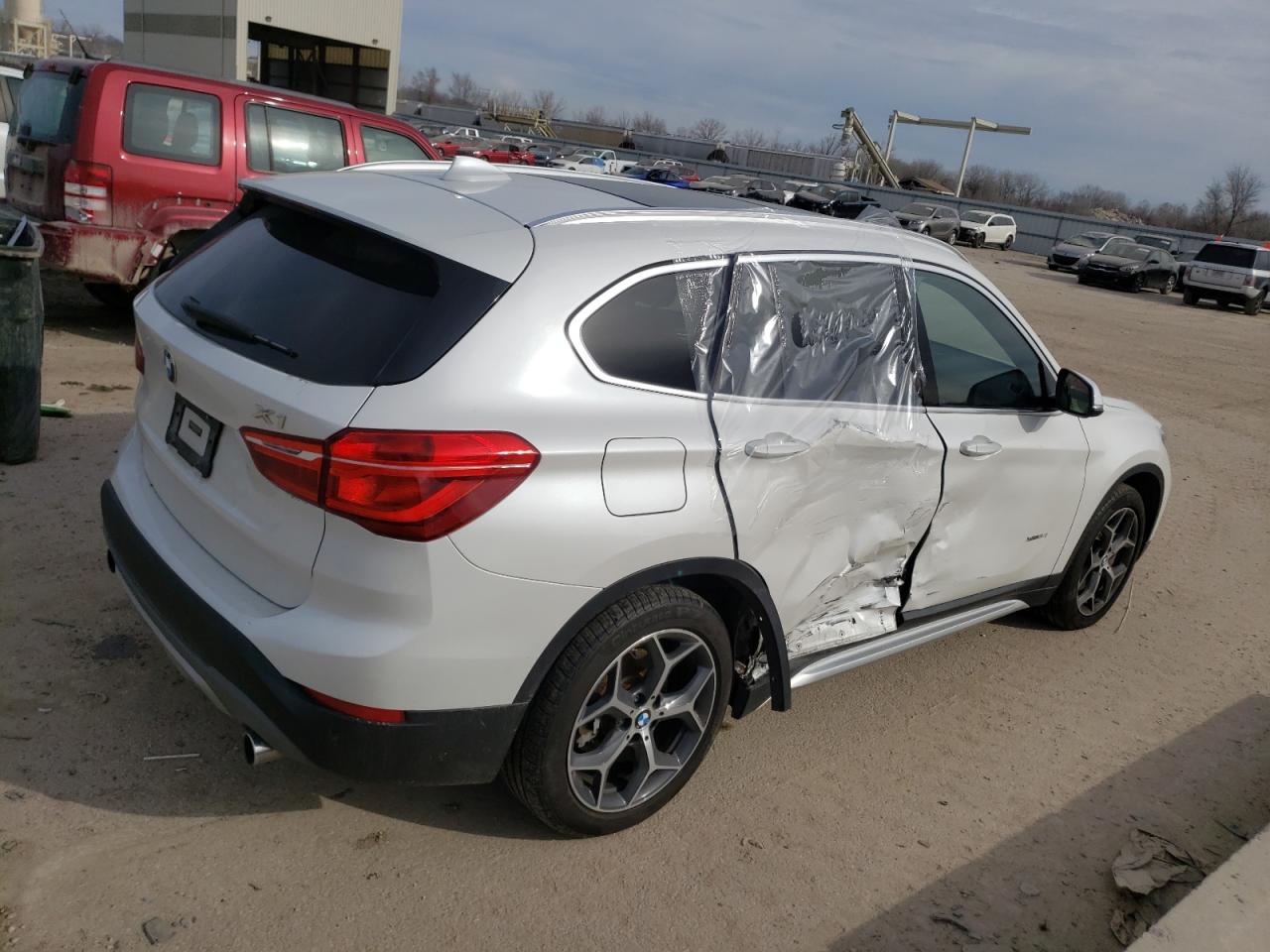 Автомобиль BMW X1 XDRIVE28I 2016 | GrandCar Автомобиль BMW X1 XDRIVE28I 2016 | GrandCar