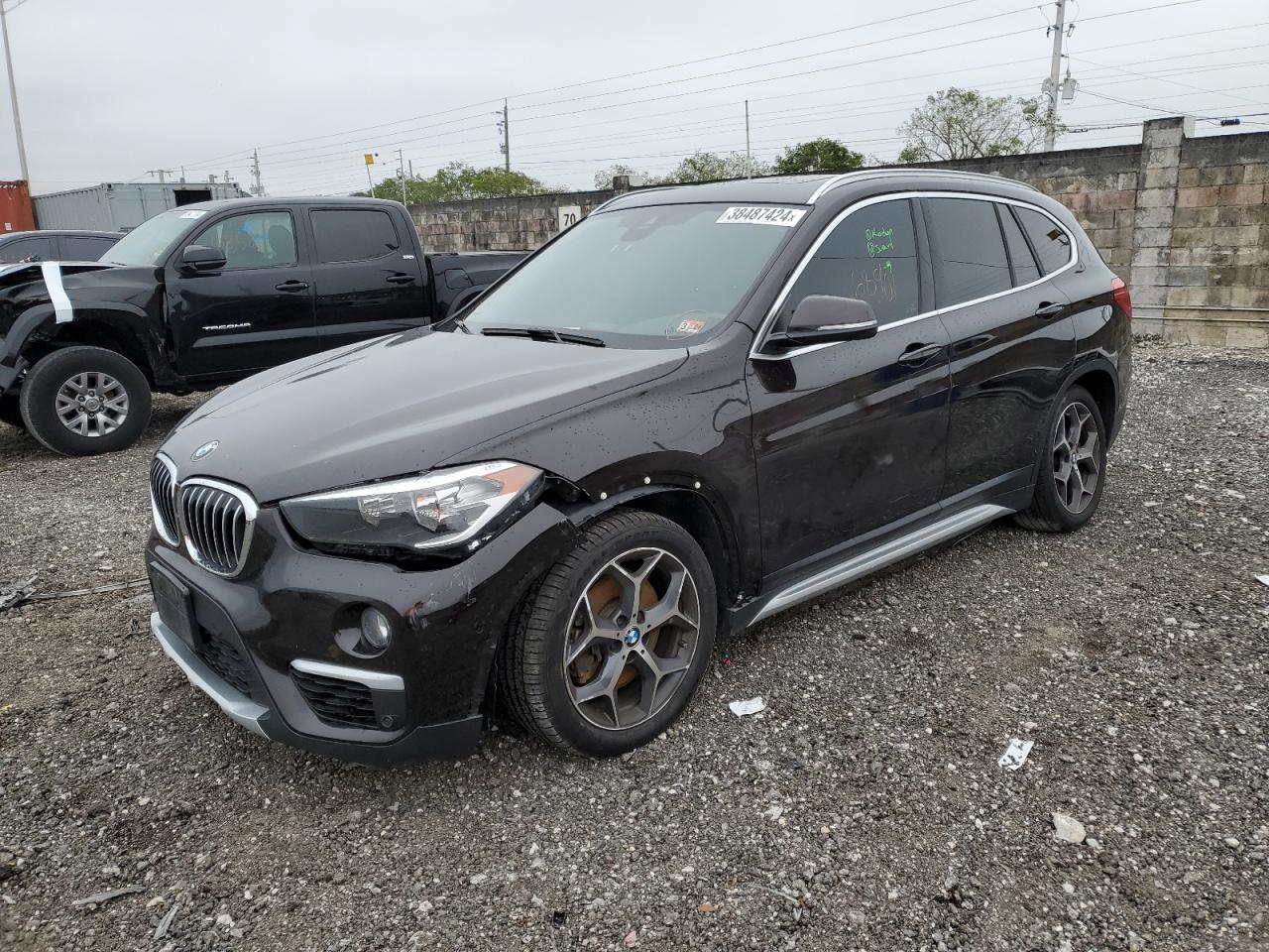 Автомобіль BMW X1 XDRIVE28I 2018 | GrandCar Автомобіль BMW X1 XDRIVE28I 2018 | GrandCar