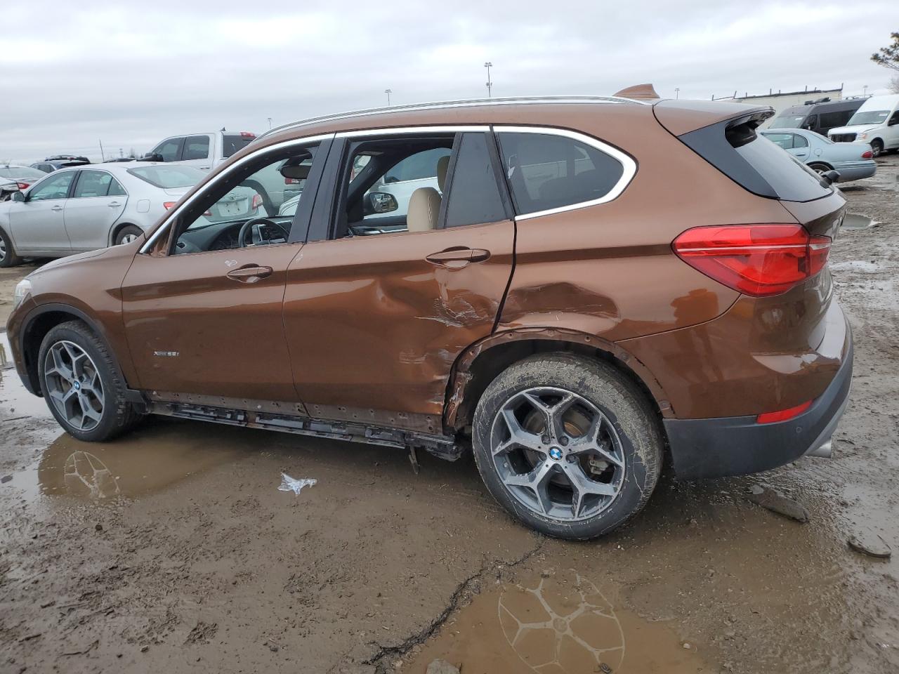 Автомобиль BMW X1 XDRIVE28I 2017 | GrandCar Автомобиль BMW X1 XDRIVE28I 2017 | GrandCar
