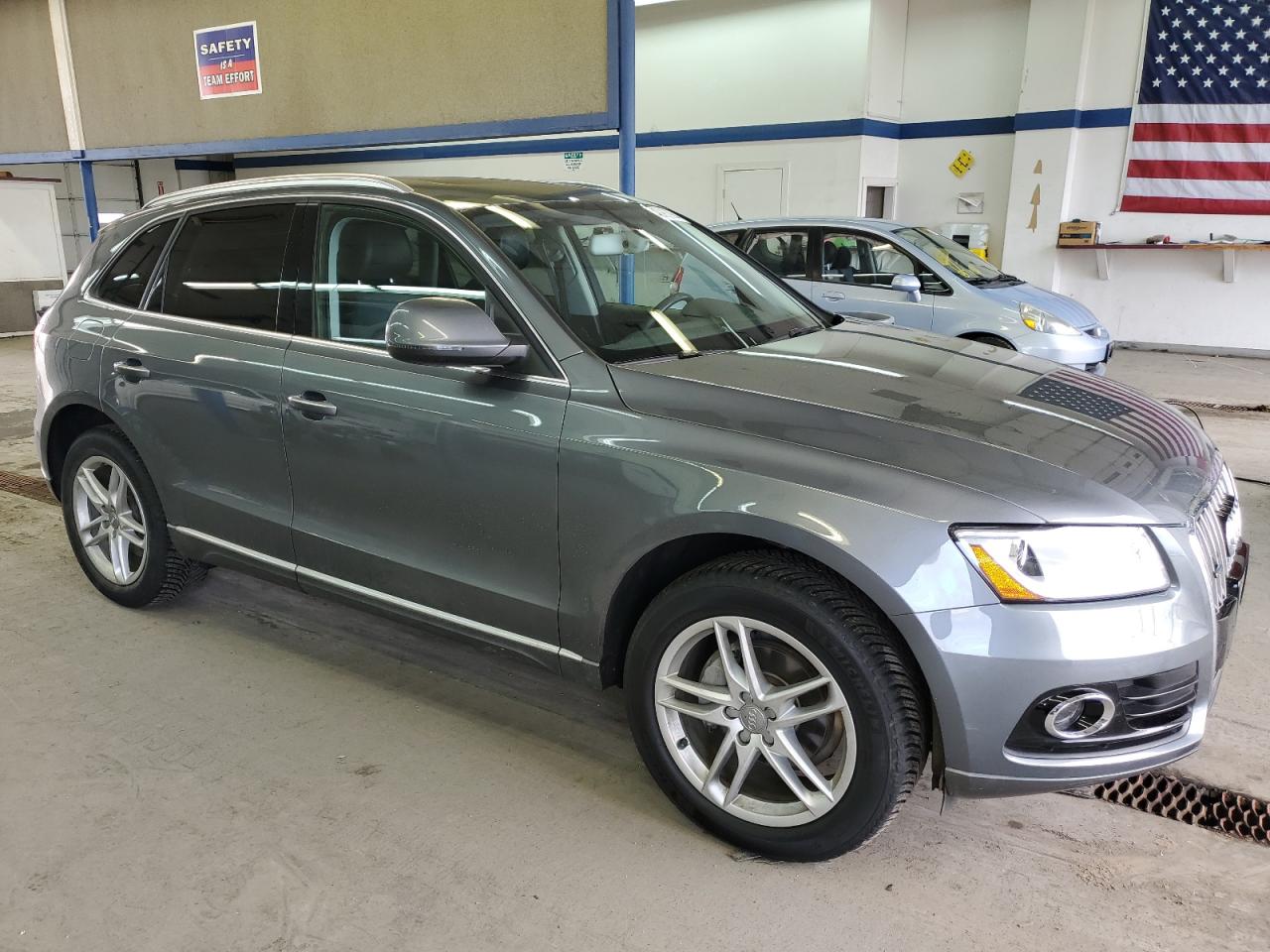 Автомобиль AUDI Q5 PREMIUM 2015 | GrandCar