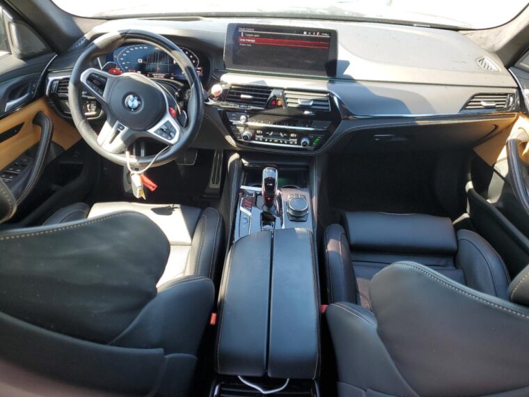 Автомобиль BMW M5 2022 | GrandCar