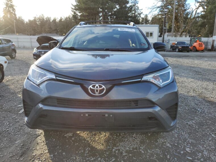 Автомобиль TOYOTA RAV4 LE 2016 | GrandCar