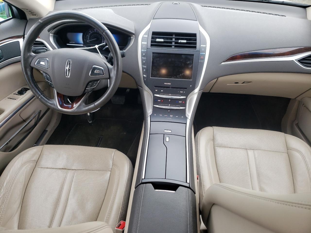 Автомобіль LINCOLN MKZ HYBRID 2016 | GrandCar Автомобіль LINCOLN MKZ HYBRID 2016 | GrandCar