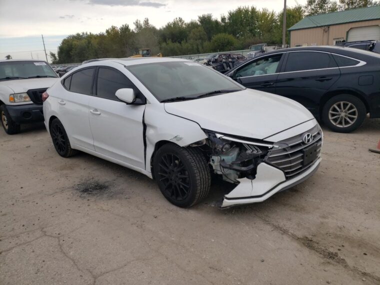 Автомобиль HYUNDAI ELANTRA SEL 2019 | GrandCar