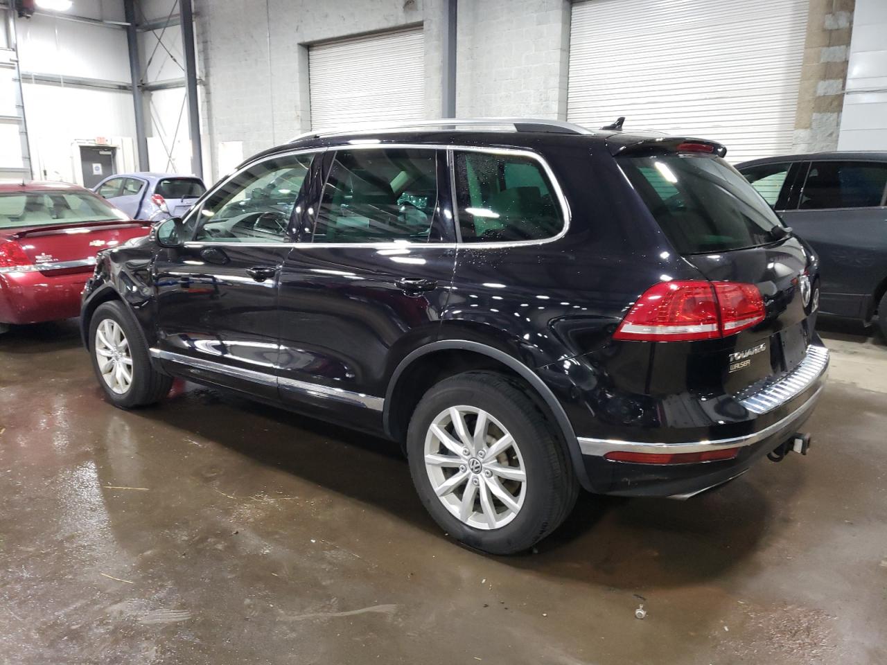 Автомобиль VOLKSWAGEN TOUAREG V6 2015 | GrandCar Автомобиль VOLKSWAGEN TOUAREG V6 2015 | GrandCar
