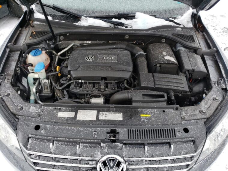 Автомобиль VOLKSWAGEN PASSAT SEL 2015 | GrandCar