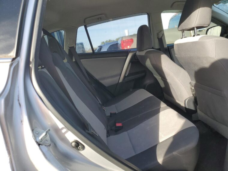 Автомобіль TOYOTA RAV4 LE 2015 | GrandCar