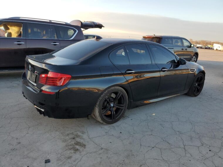 Автомобиль BMW M5 2016 | GrandCar