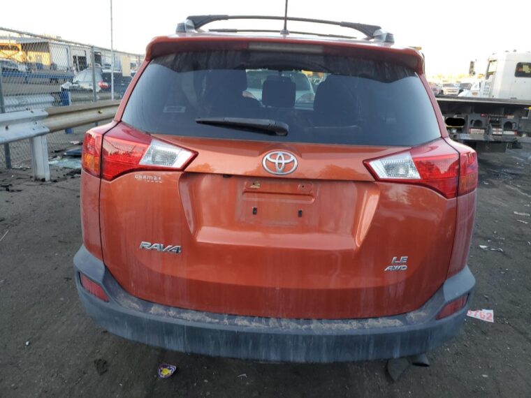 Автомобиль TOYOTA RAV4 LE 2015 | GrandCar
