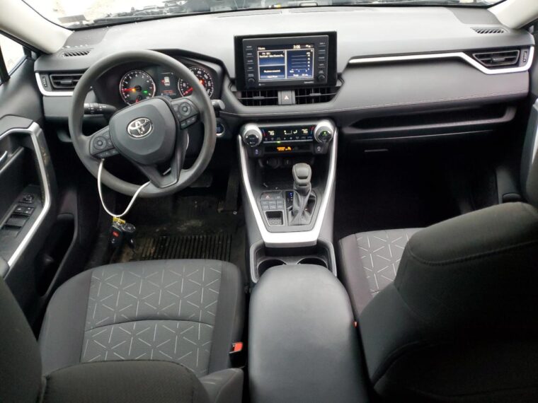 Автомобіль TOYOTA RAV4 XLE 2021 | GrandCar