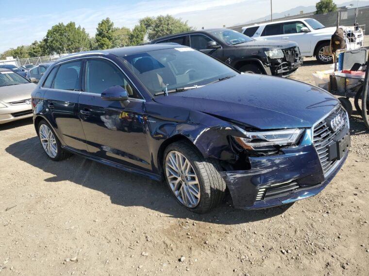 Автомобиль AUDI A3 E-TRON PREMIUM PLUS 2018 | GrandCar