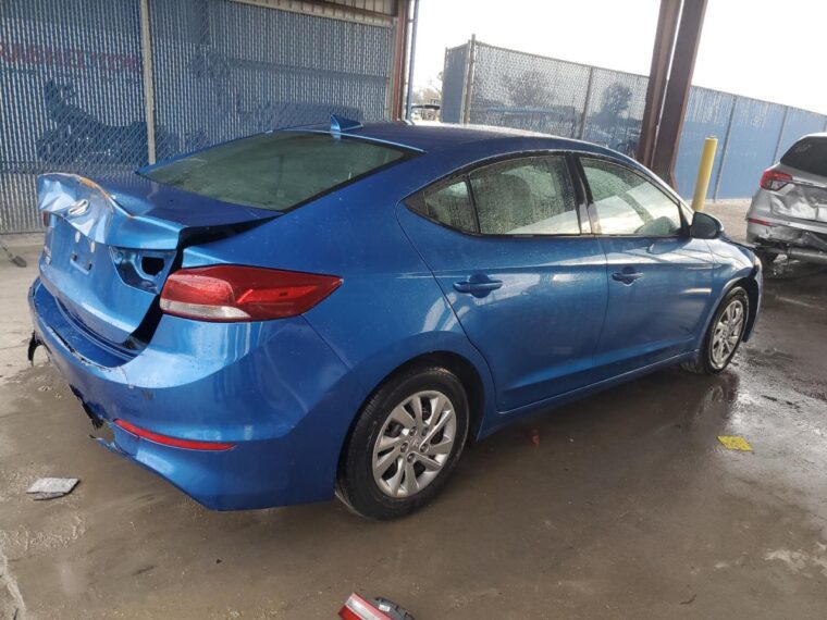 Автомобиль HYUNDAI ELANTRA SE 2017 | GrandCar