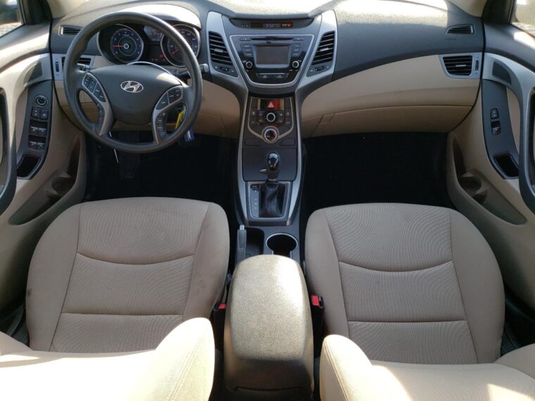 Автомобиль HYUNDAI ELANTRA SE 2015 | GrandCar